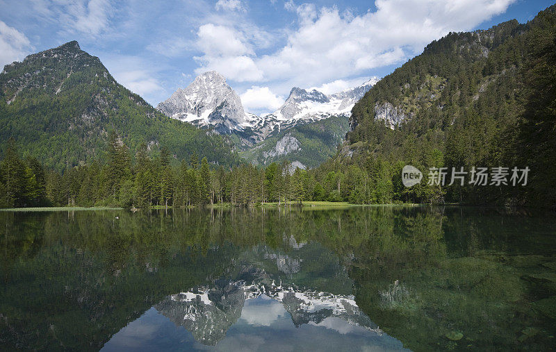 著名的湖叫“Schiederweiher”，Hinterstoder, Totes Gebirge;上奥地利州